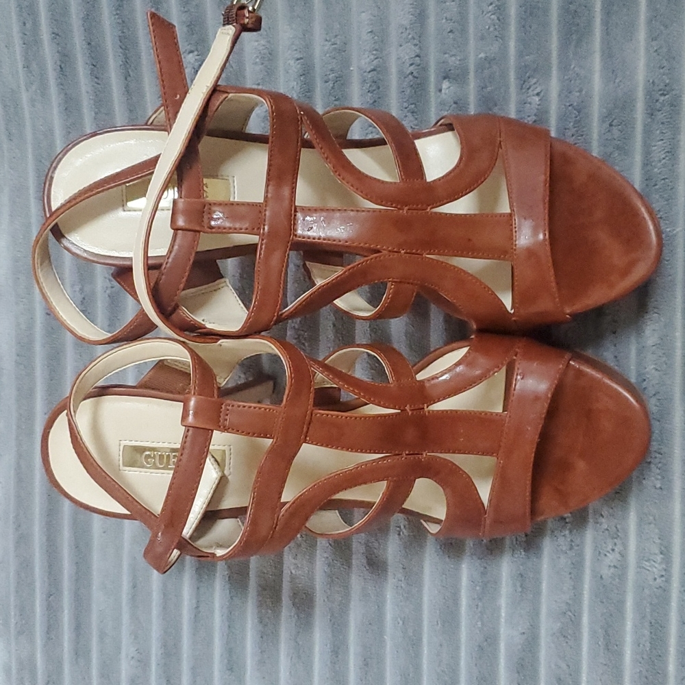 Guess ladies sexy brown strappy 5 1/2" heels size 9M